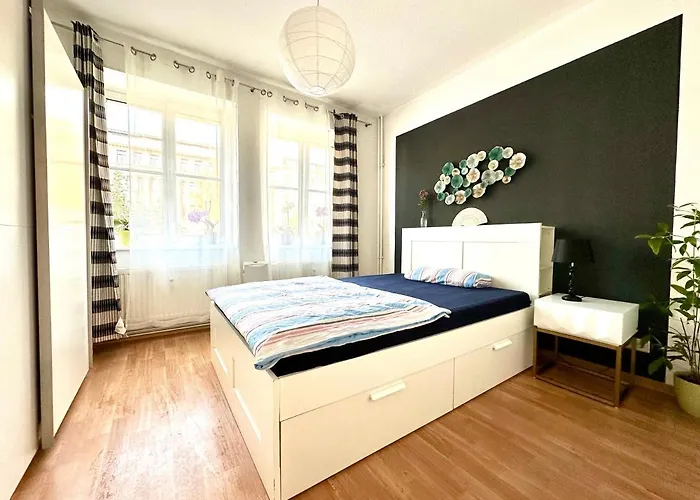 City Apartment 15